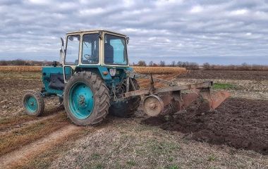 Що робити якщо не заводиться ЮМЗ 6 та як знайти причину за 15 хвилин