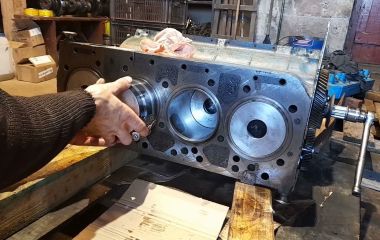 Признаки, указывающие на начинающийся износ поршневой Д-240